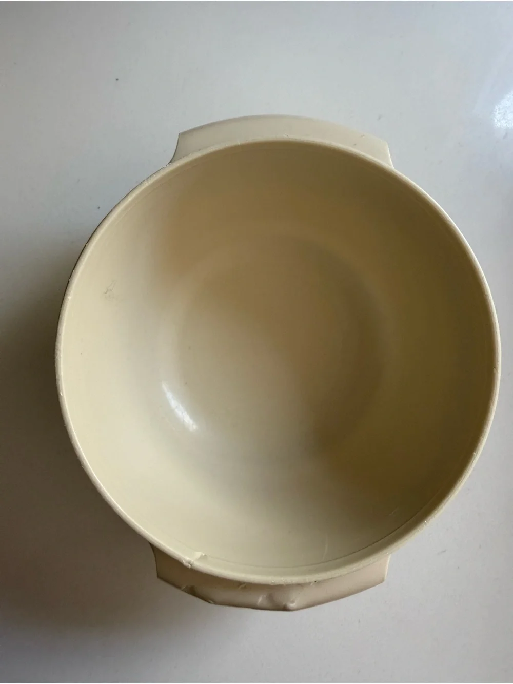 Vintage Tupperware Servalier 10 oz Bowl #1323-5 Cream w Lid